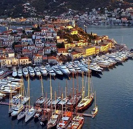 Arcadia & Ξενοδοχείο 3*