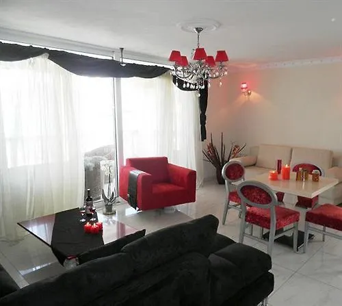 ホテル Arcadia & Galatás